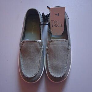 Time and tru memory foam slip on sz 9.5